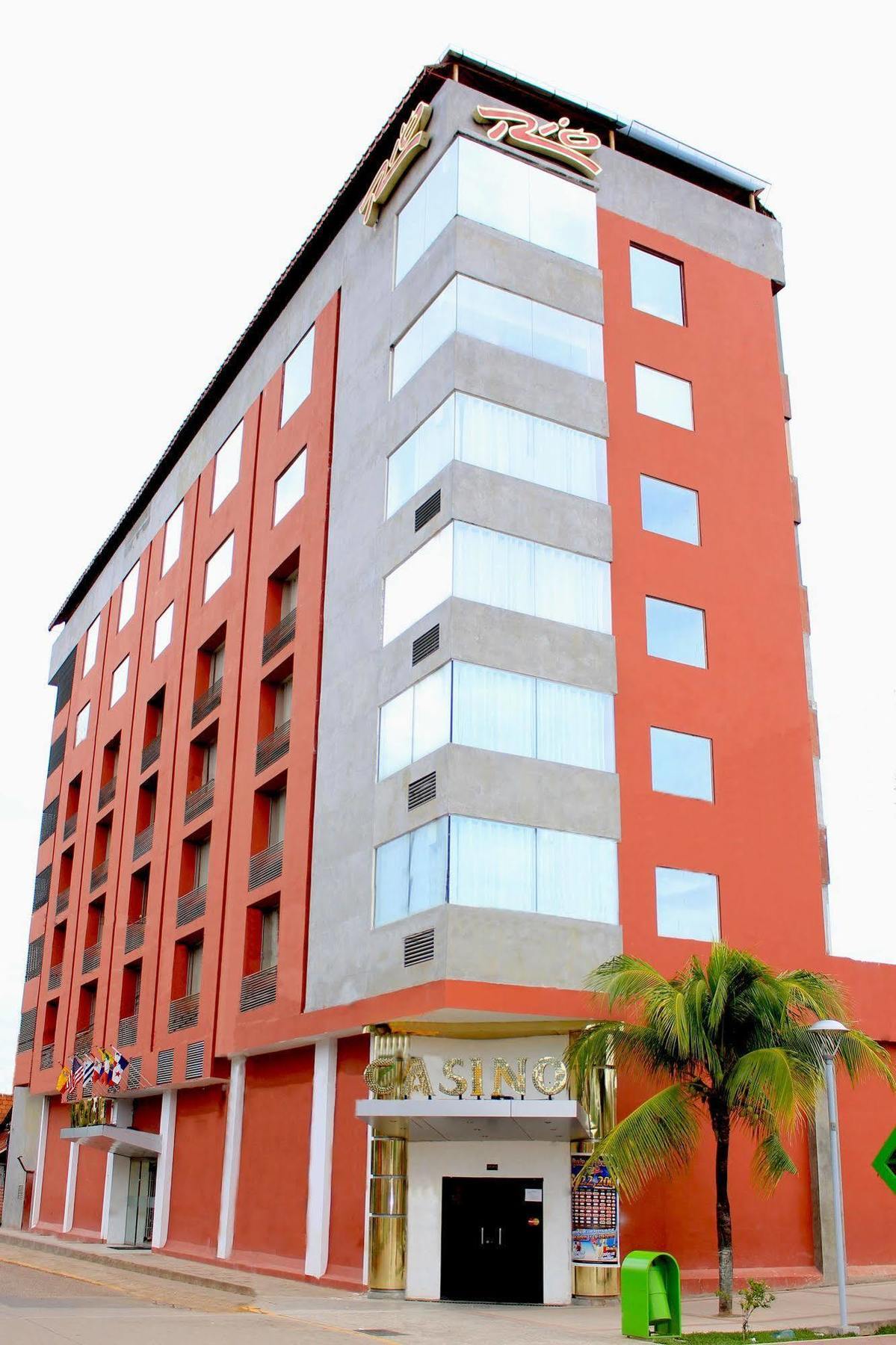 Rio Boutique Hotel Pucallpa Bagian luar foto